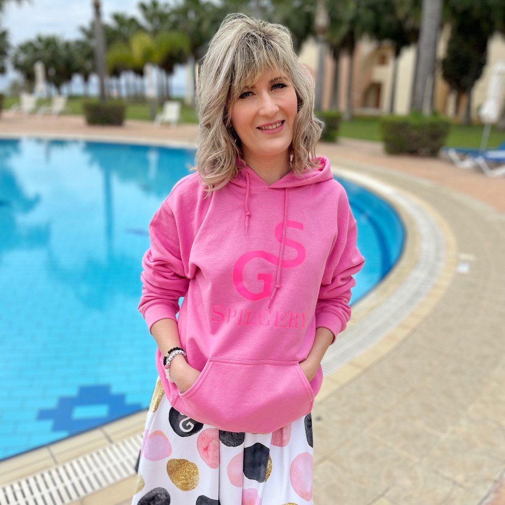 93d189_bb06e9f65b784a46818fcd8daee3d0b1~mv2